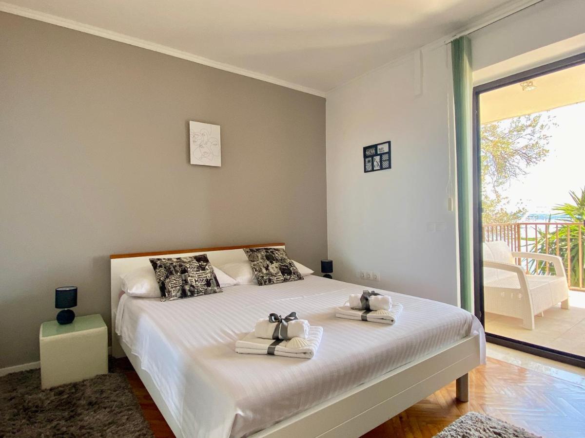 מליני Apartments La Perla מראה חיצוני תמונה